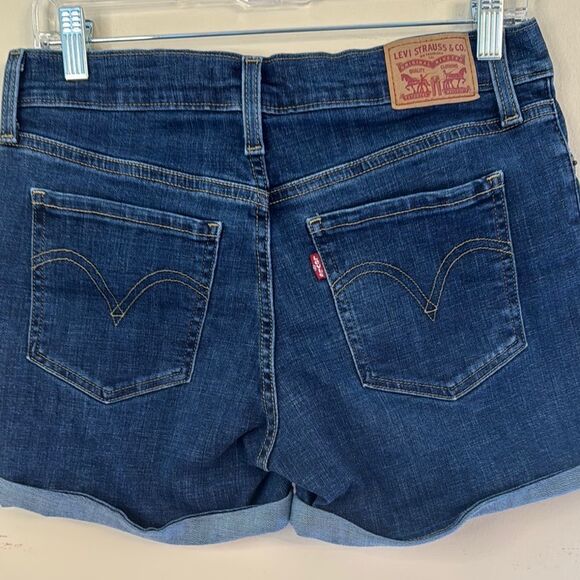 Levi’s Blue Denim Mid-Length Shorts - Picture 3 of 6